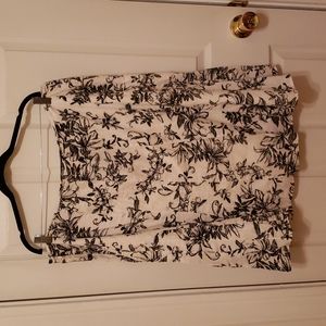 Black & White floral skirt, lined, JM collection